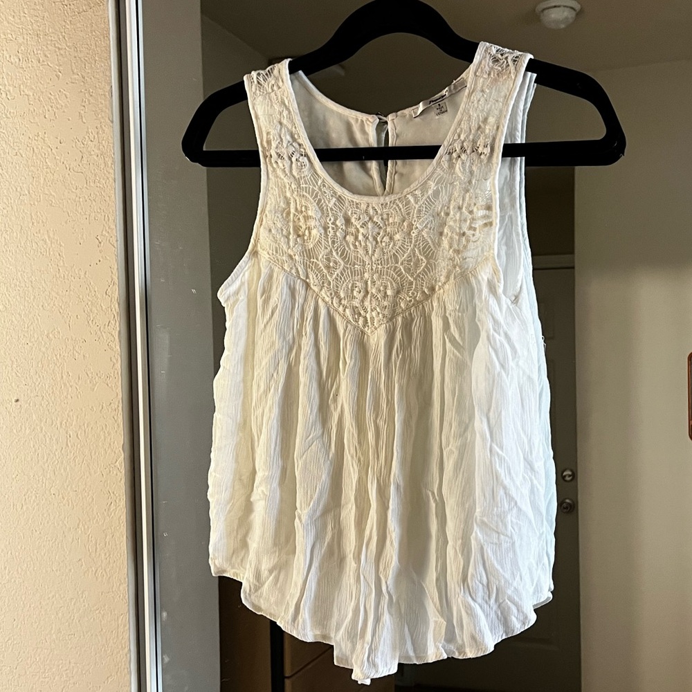Papaya Ivory Lace Sleeveless Blouse